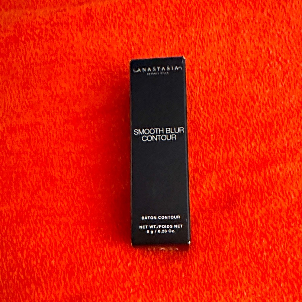 Brand New ANASTASIA BEVERLY HILLS Smooth Blur Contour CAST SHADOW